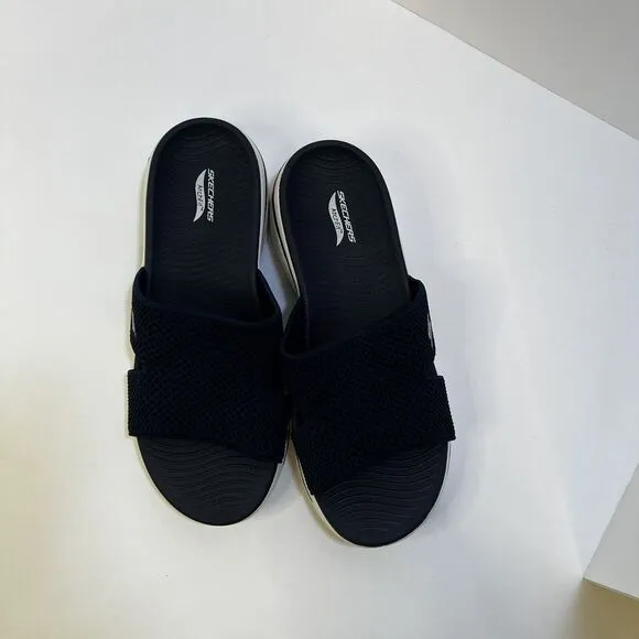 Skechers go walk Arch fit cushioned navy/white women's slip on sandal 9 us