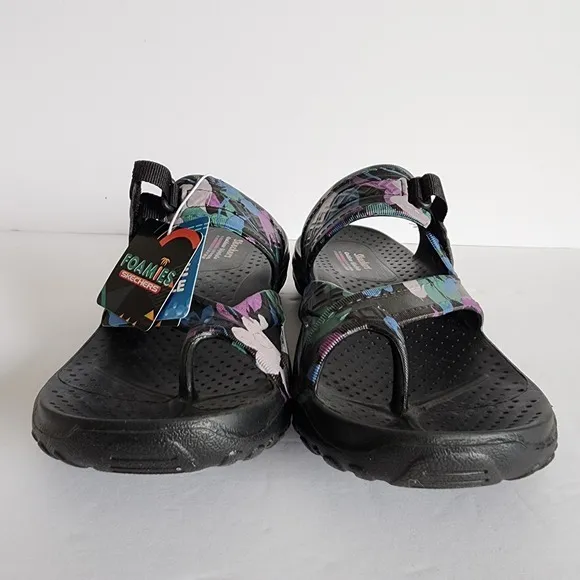 Skechers Women's Foamies Reggae Artsy Black Floral Slip On Sandals Size 9 NWT