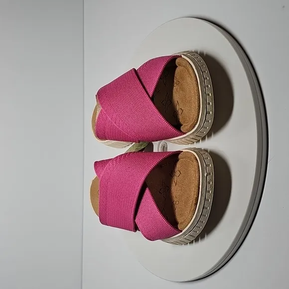 Sofft Comfortiva Chelsea Sandals Slide Slip-On Textile Memory Foam Magenta 7