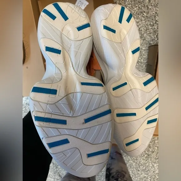 Sorel Active Leather Sandals size 7.5