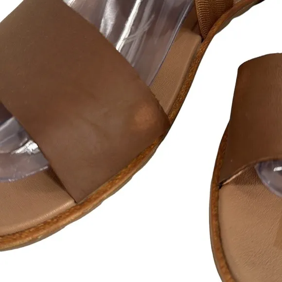 Sorel Ella Sandals velvet tan slip on casual full upper leather sz 8.5