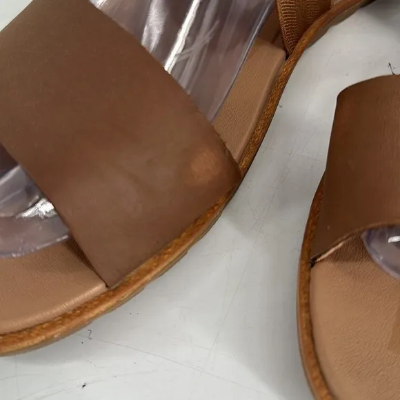 Sorel Ella Sandals velvet tan slip on casual full upper leather sz 8.5
