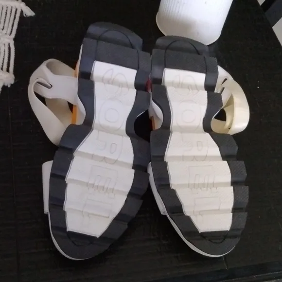 SOREL KINETIC MULTICOLOR SANDALS