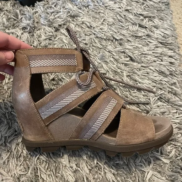 Sorel Tan Sandals with Woven Straps and Comfort Heel