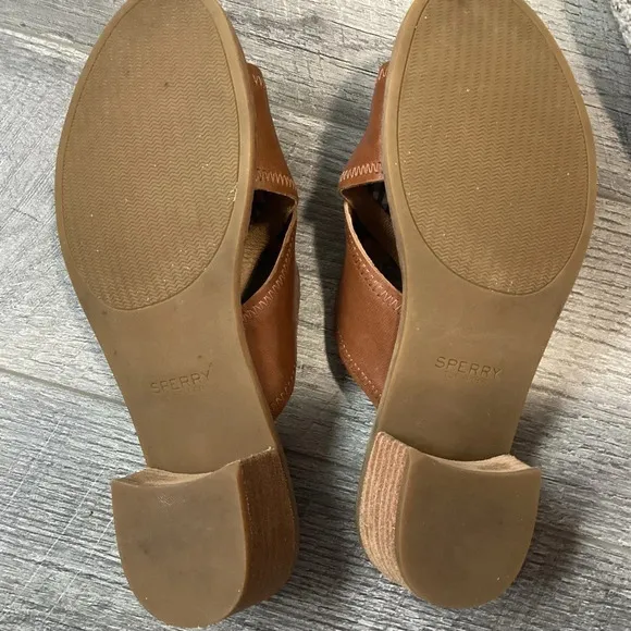 Sperry Seaport Tassel City Sandals Size 8