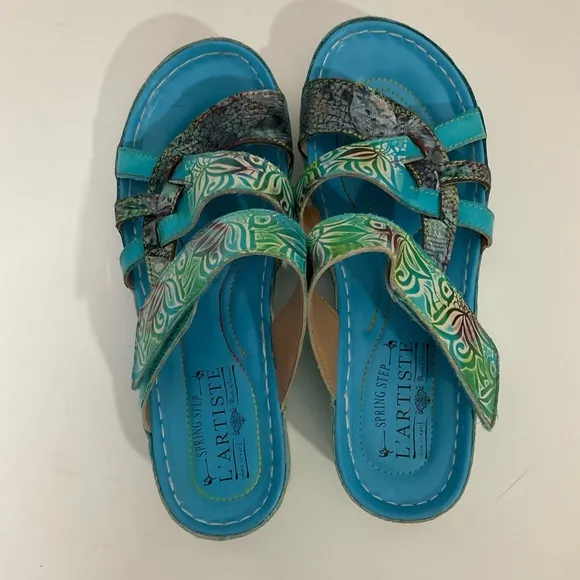 Spring Step L’Artiste Women’s Bright Turquoise Self Adhesive Closure Sandals 38