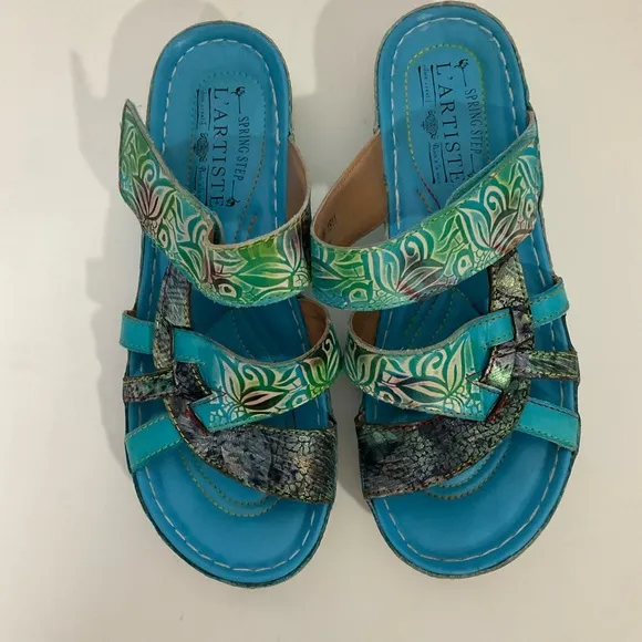 Spring Step L’Artiste Women’s Bright Turquoise Self Adhesive Closure Sandals 38