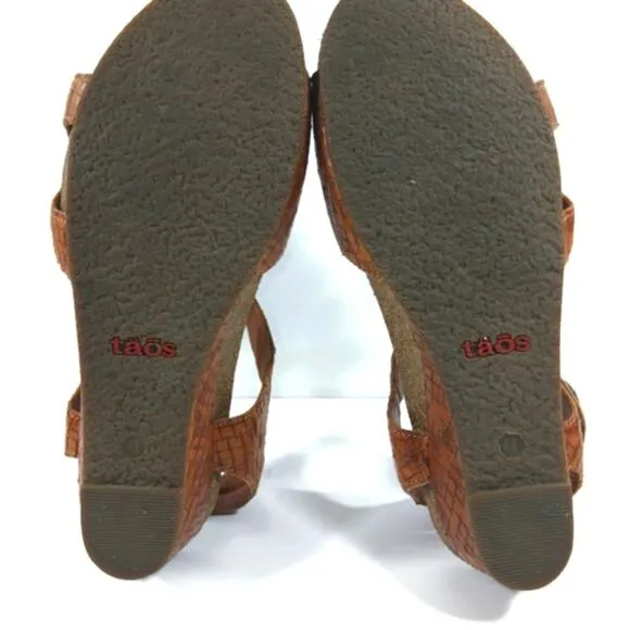 SS1543 GUC $175 TAOS Leather Sandals sz 41 US 10/10.5
