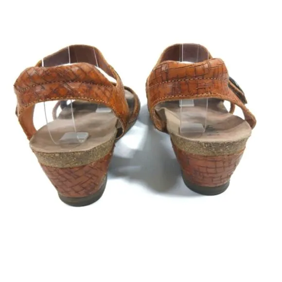 SS1543 GUC $175 TAOS Leather Sandals sz 41 US 10/10.5