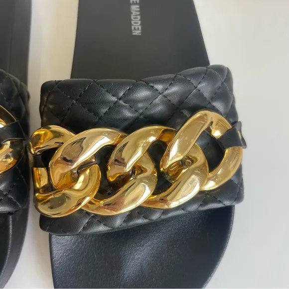 Steve Madden Black &amp; Gold Chain Sandals