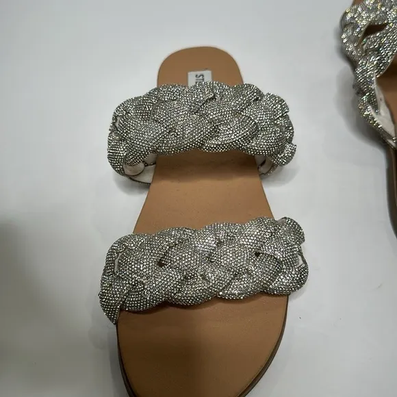 Steve Madden Dolay Silver Sparkly Gem Stone Bling Rope Slip On Flat Sandals Sz 8