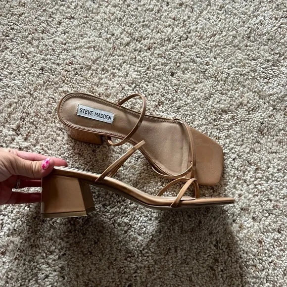 Steve Madden Involved Womens Criss-Cross Front Slip On Heel Sandals