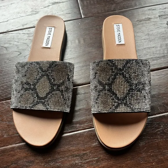 Steve Madden Klove Slide Sandals