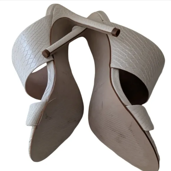 Steve Madden Mallory White Snake Embossed Heeled Mules Size 7