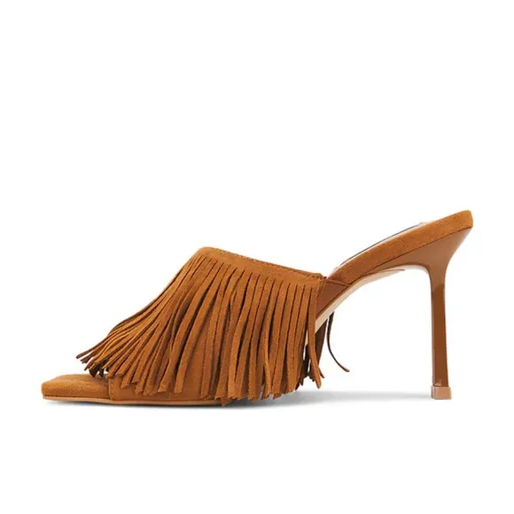 STEVE MADDEN REVOLVE NWBMorina Sandals in Cognac Suede Fringe