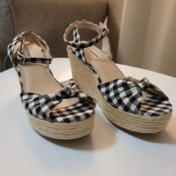 Steve Madden Valinda Peep Toe Black Plaid Wedge Espadrilles Sandals Size 8