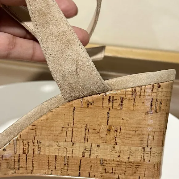 🌹STUART WEITZMAN🌹 Ave Cork Wedge Heel Suede Sandals Size: 9