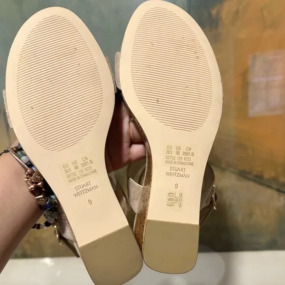 🌹STUART WEITZMAN🌹 Ave Cork Wedge Heel Suede Sandals Size: 9