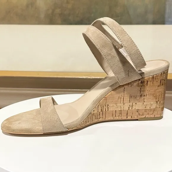 🌹STUART WEITZMAN🌹 Ave Cork Wedge Heel Suede Sandals Size: 9