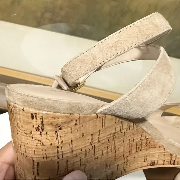🌹STUART WEITZMAN🌹 Ave Cork Wedge Heel Suede Sandals Size: 9