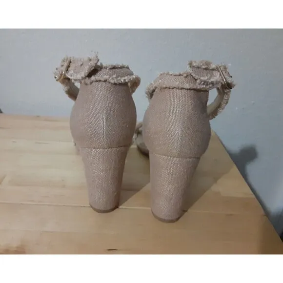 Stuart Weitzman Chaingang Canvas Frayed Sandals Size 9.5