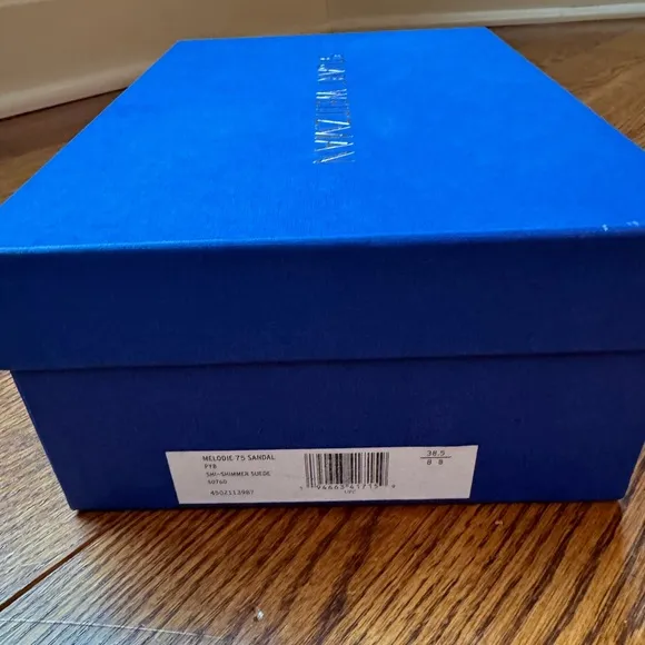 Stuart Weitzman Women's Sandals - size 8