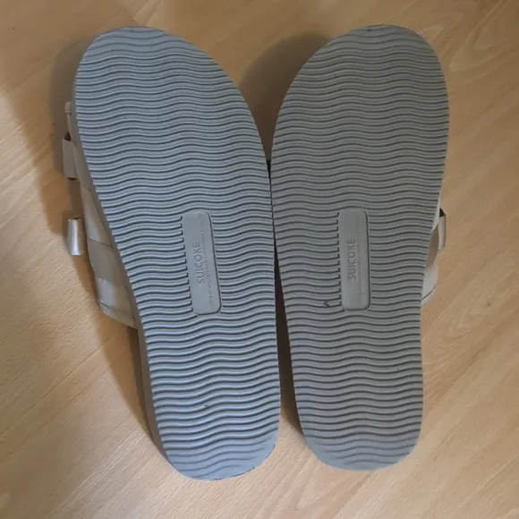 Suicoke Vibram MOTO-VS Sandals Mens 10 Womens 12 Tan