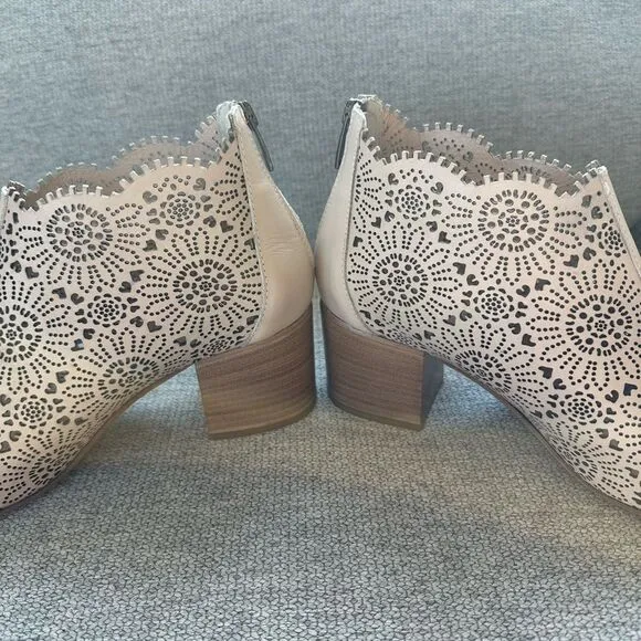 Sundance Penelope Sandals Made in Italy Cutout Floral Heels Size 41
