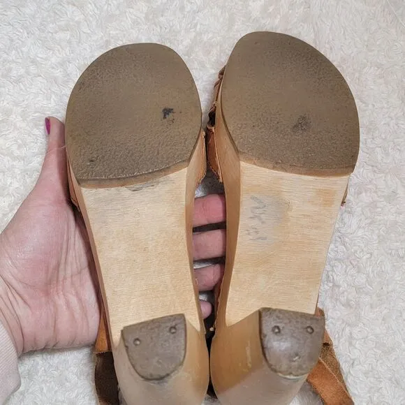 Swedish Hasbeens Womens US 7 Beige Tan Wood Clog Ankle Strap Sandals Nature 37