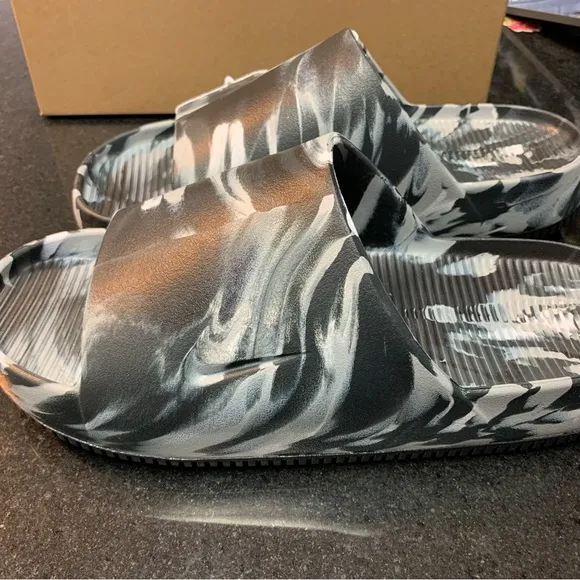 Sz 13 Nike Calm SlideMarble Black Grey
