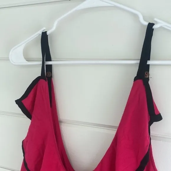 T-Bags Los Angeles | Pink Black Flowy Strappy Dress | Great Condition
