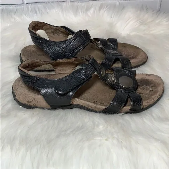Taos Treasure Black Leather Comfort Sandals Size 7