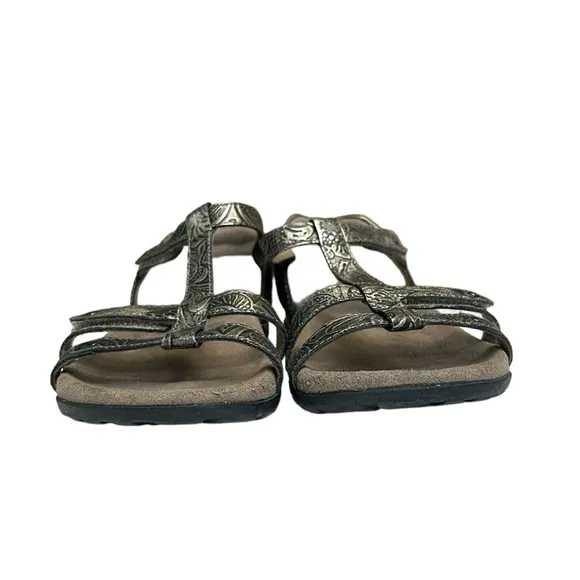 Taos Trophy Leather Sandals Floral in Pewter Casual Outdoors Dressy Beauty 6
