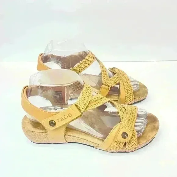 Taos Trulie Leather Comfort Wedge Sandals Taos Shoes Us Size 7 - 7.5 Euro 38
