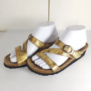 Taos Women’s Zephyr US7 Gold Metallic Leather Slip On Law Wedge Strappy Sandals