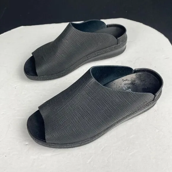 Tatami Birkenstock Women's size 36 Patterned Texture Slip On Clogs Sandals