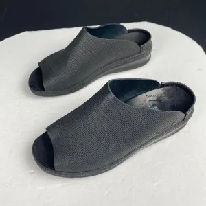 Tatami Birkenstock Women's size 36 Patterned Texture Slip On Clogs Sandals