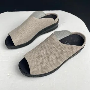 Tatami Birkenstock Women's Size 36 Santee Beige Textured Slip On Clogs Sandals