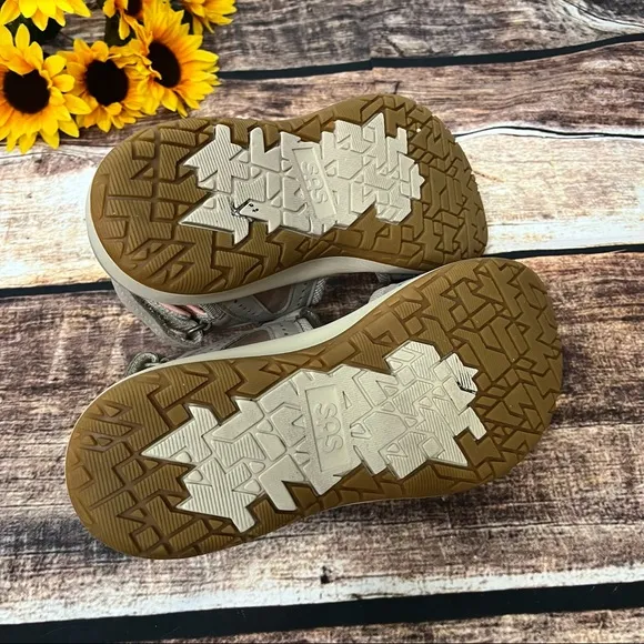 Taupe Sports Sandals by SAS are in like new condition. Size 9.5