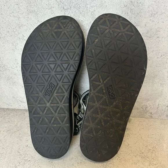 Teva Flatform Universal Chara Black Platform Sandals Women’s Size 8