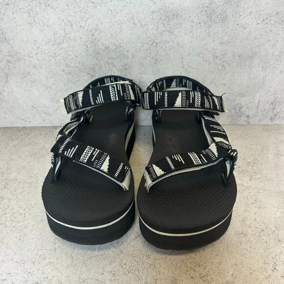 Teva Flatform Universal Chara Black Platform Sandals Women’s Size 8