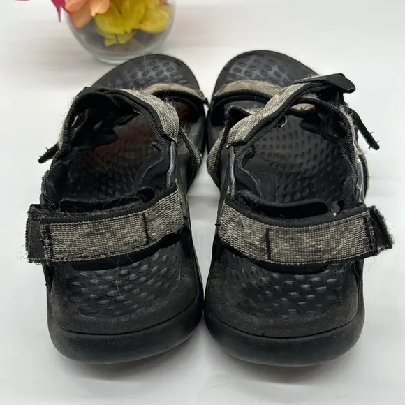 Teva Gray Hiking Sandals Size 11 KET6956C