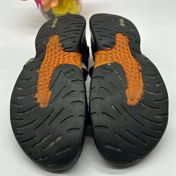 Teva Gray Hiking Sandals Size 11 KET6956C