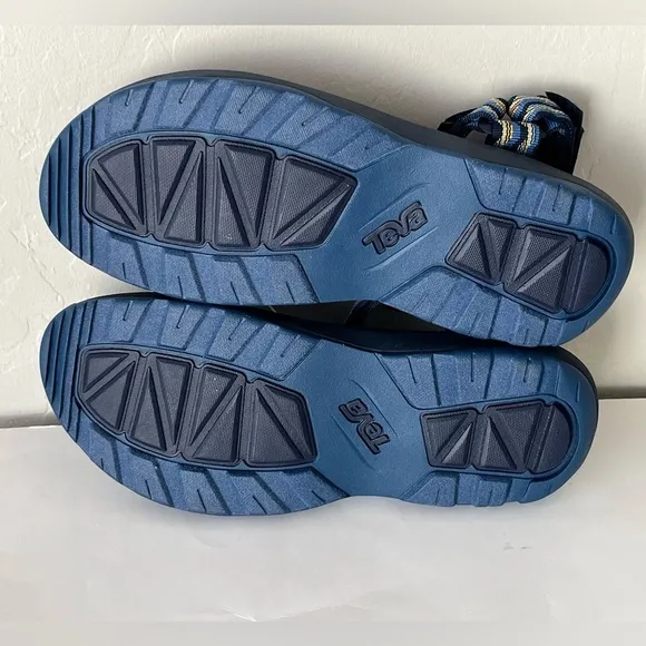 Teva Hurricane water hiking sandals navy blue NWT