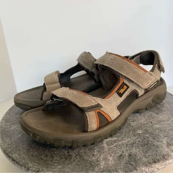 Teva Katavi 2 Taupe Brown Tan Strap Original Sandals 8