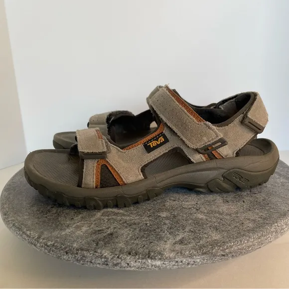 Teva Katavi 2 Taupe Brown Tan Strap Original Sandals 8