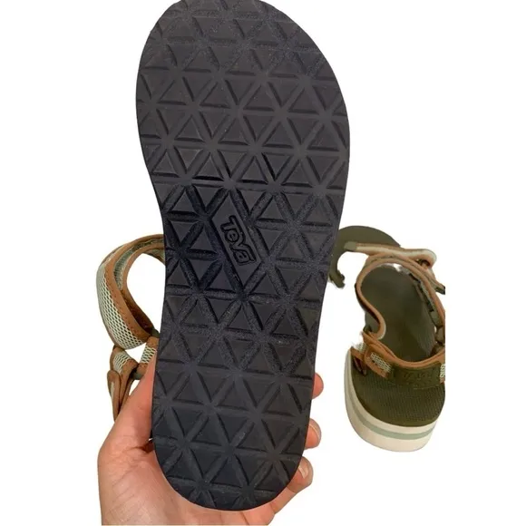 Teva Platform Sandals Size 9