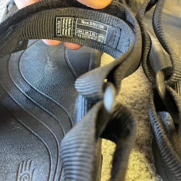 Teva Sandals 12 Black 4156 Hurricane Sling Back Trail Hiking Trail Water Sports