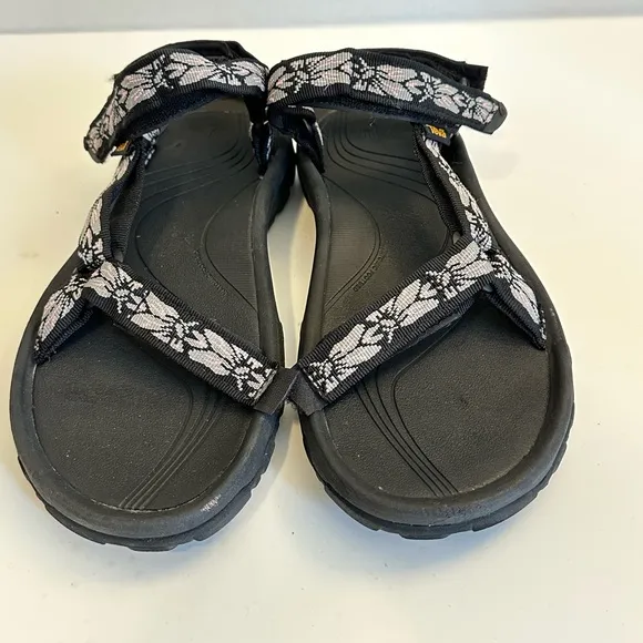 Teva Women's Hurricane 4 Sandal Size 10