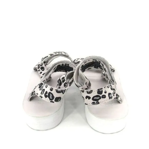 TEVA MIDFORM UNIVERSAL LEOPARD SANDALS SZ 5